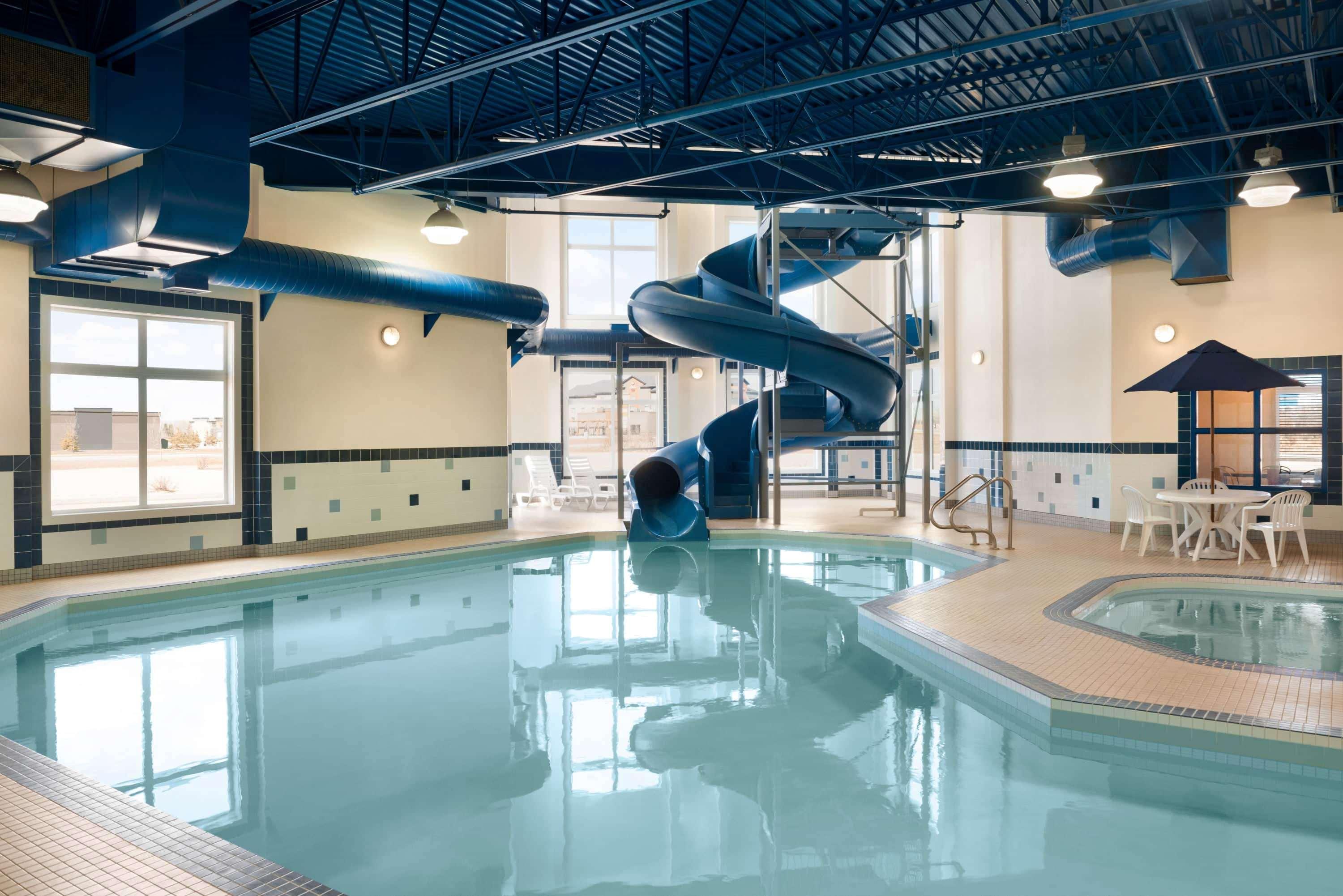 Ramada By Wyndham Drayton Valley Exterior foto