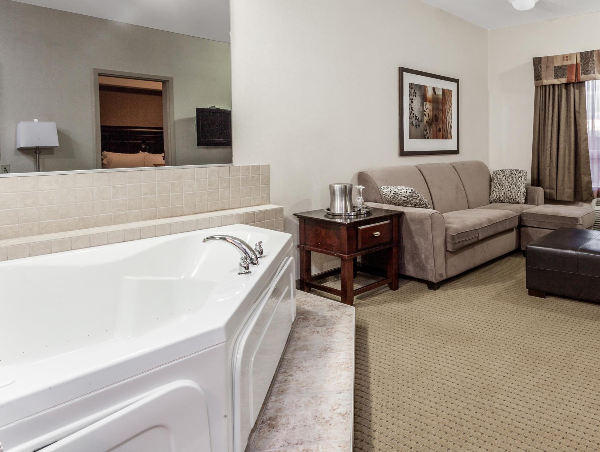 Ramada By Wyndham Drayton Valley Exterior foto