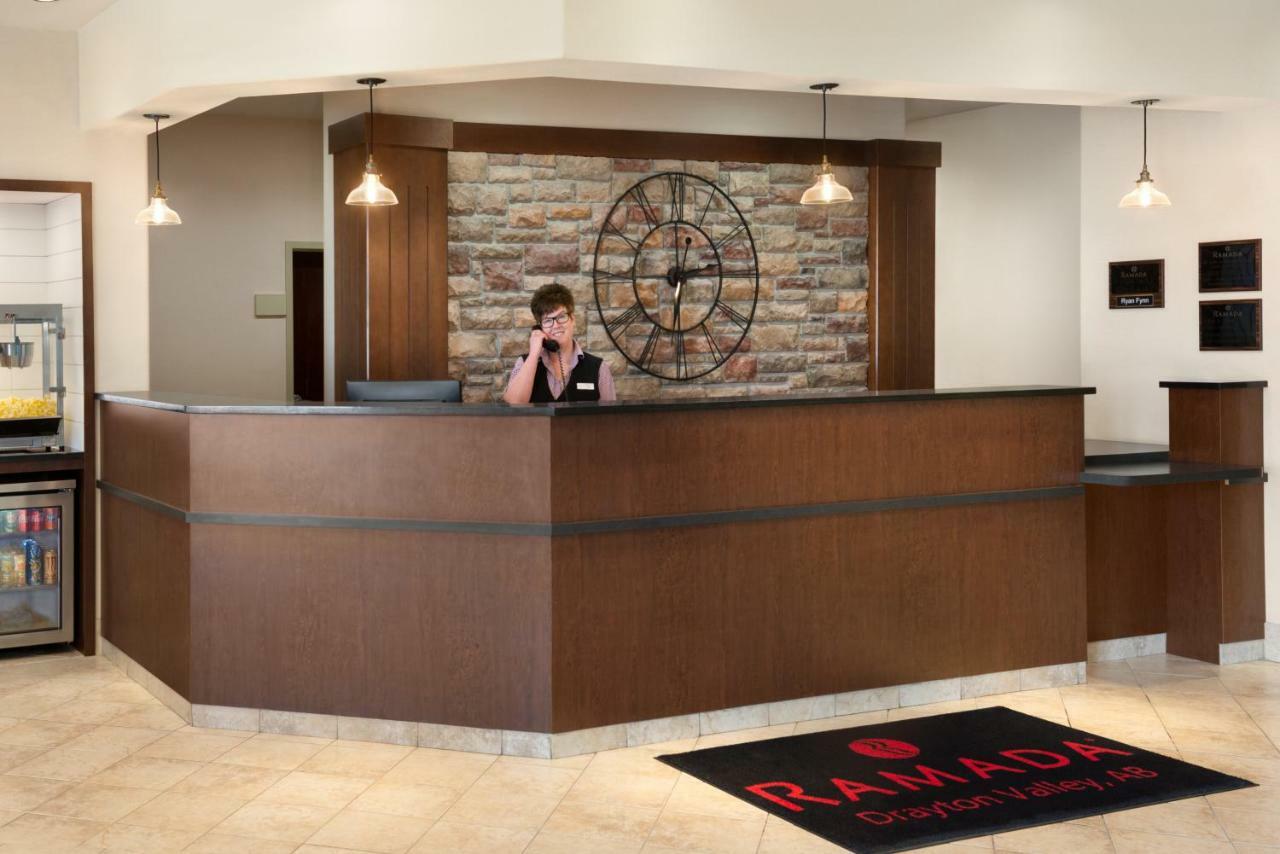 Ramada By Wyndham Drayton Valley Exterior foto